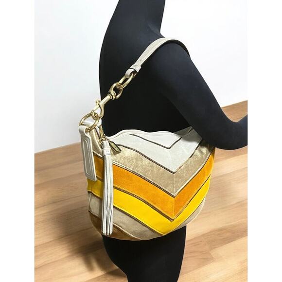 Vintage Coach 3664 Limited Edition Soho Chevron Medium Hobo & 6554 Wristlet - Picture 10 of 16